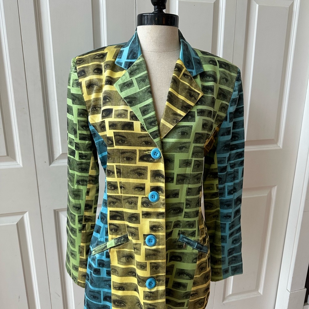 Vintage 1990s Eye Print Geometric Blazer with Structured Silhouette